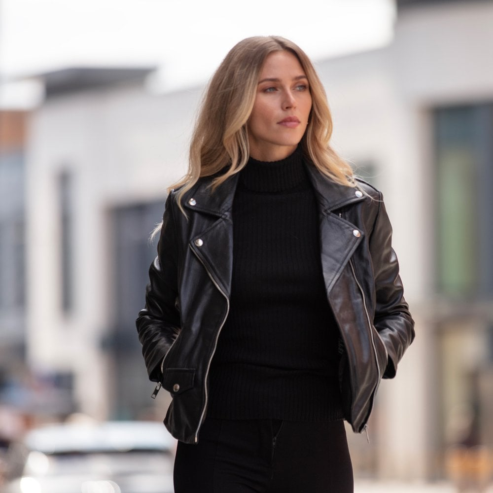 Leather Company : Crafting Timeless Elegance with Every Stitch