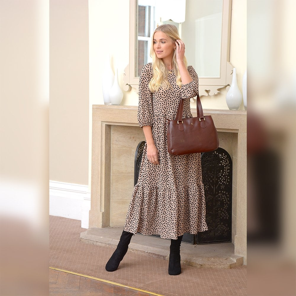 Leather Company : Crafting Timeless Elegance with Every Stitch