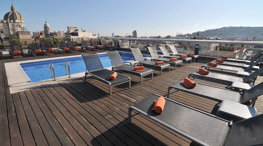 The Best Rooftop Pools in Barcelona: Why Hotel Jazz Stands Out