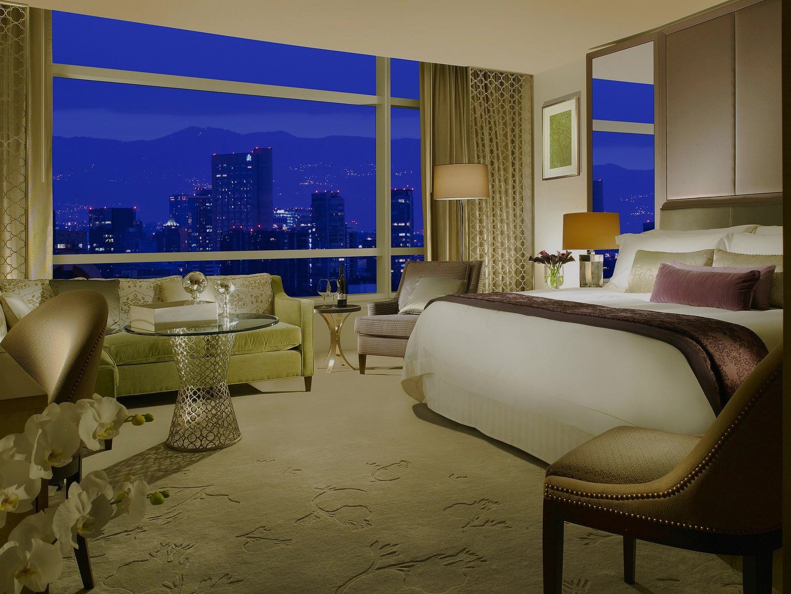 Mexico Grand Hotels: A Luxurious Escape in the Heart of Los Cabos